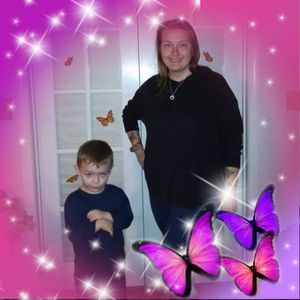 Meet your Posher, Lorie